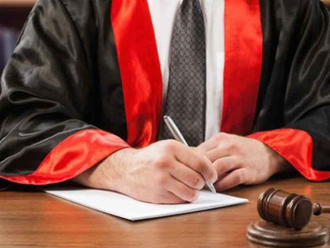 Hakimlər üçün minimum yaş tələbi LƏĞV EDİLDİ 