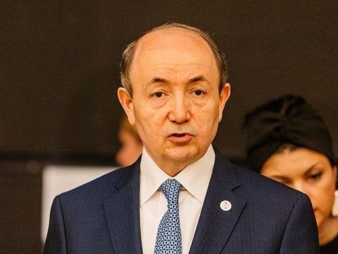 Fikrət Məmmədov kollektivə təqdim edildi