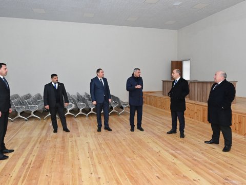 Nazir Beyləqanda təmir edilən məktəbdə - FOTOLAR