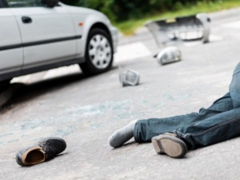 65 yaşlı kişini maşın vurub öldürdü