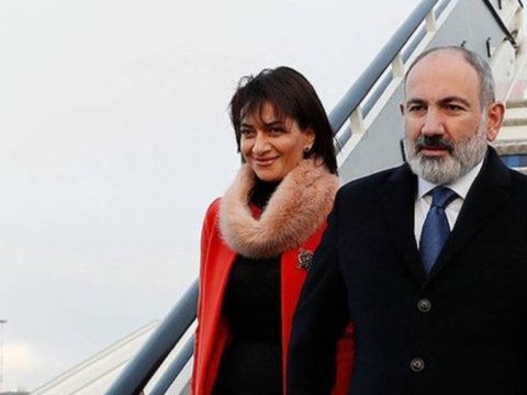 Paşinyan Yunanıstana getdi