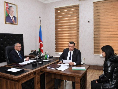 Komitə sədri vətəndaşların növbəti qəbulunu keçirdi - FOTOLAR