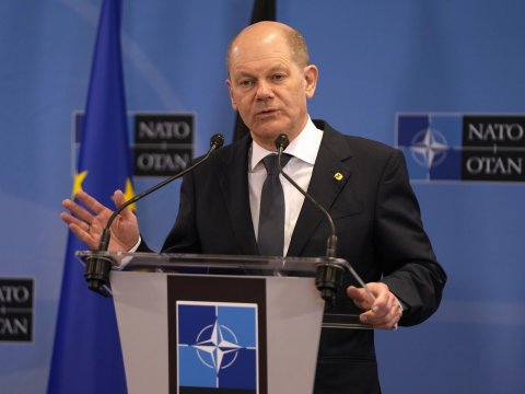 Şolts Makronla razılaşmadı: Ukraynaya qoşun göndərmirik...