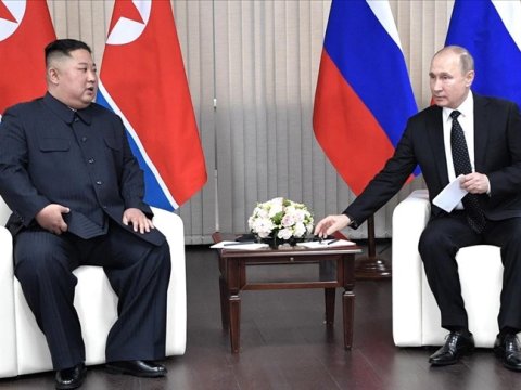Şimali Koreya Rusiyaya silah tədarükü tempini ARTIRIR