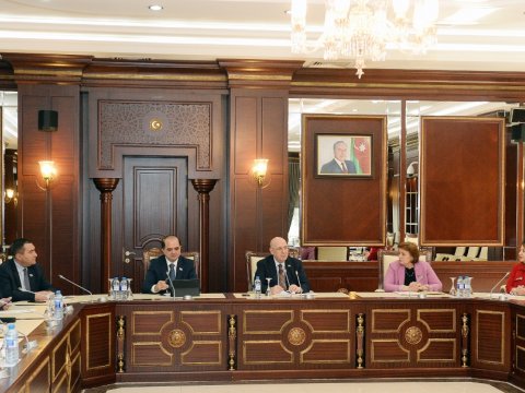 Səhiyyə komitəsində nələr müzakirə edildi...