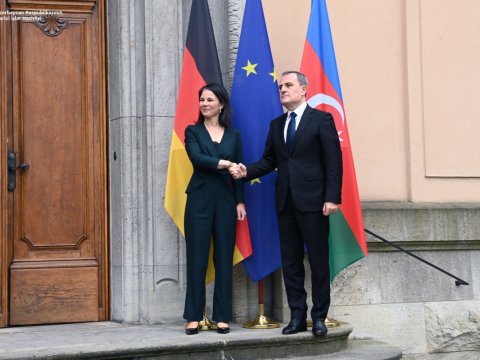 Ceyhun Bayramov alman həmkarı ilə görüşdü - FOTO