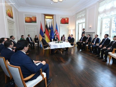 Ceyhun Bayramov Almaniyaya təşəkkür etdi