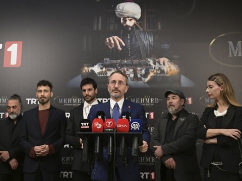 Dünyada 1 milyard insan türk seriallarını izləyir