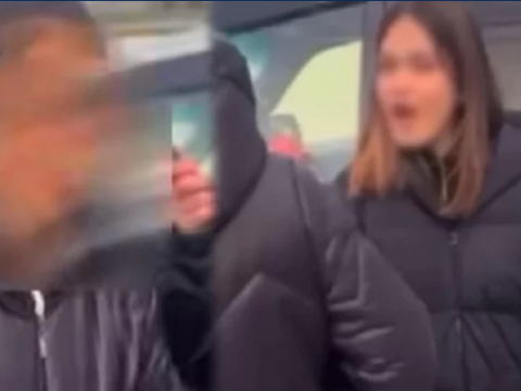 Emin Əmrullayev məktəbli qızların davasından DANIŞDI