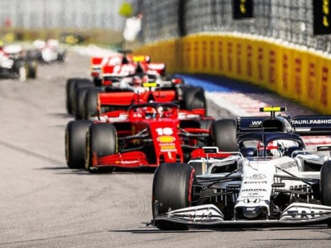Bəhreyndə Formula 1 başladı 