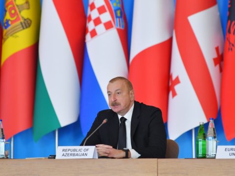 Avrasiyadakı geosiyasi vəziyyət görəcəyimiz işlərin vacibliyini göstərir - Prezident