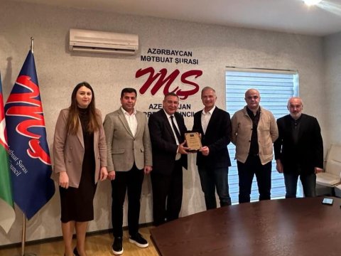 Hüseyin Altınalan Mətbuat Şurasında - FOTO