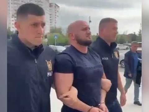 Qazinin çənəsini sındıran idmançı həbs edilmədi - QƏRAR