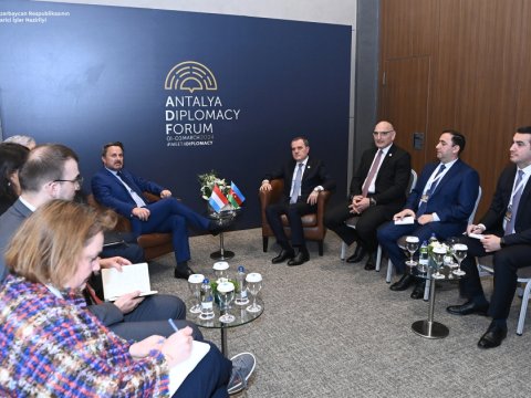 Azərbaycanla Lüksemburq arasında əməkdaşlıq müzakirəsi
