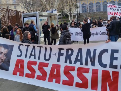 Fransa repressiyasına etiraz edildi - FOTOLAR