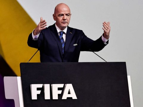 FIFA göy vərəqənin əleyhinədir