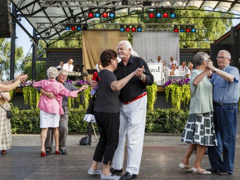 Bu ölkənin vətəndaşlarına 13-cü pensiya veriləcək