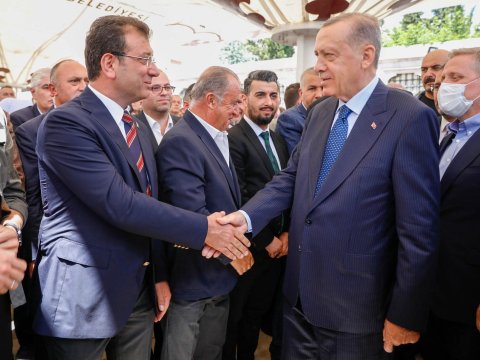 İmamoğludan onu Ərdoğana bənzədənlərə: Daban-dabana ziddik...
