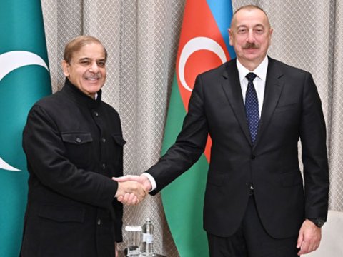 İlham Əliyev Şahbaz Şərifi Azərbaycana səfərə dəvət etdi