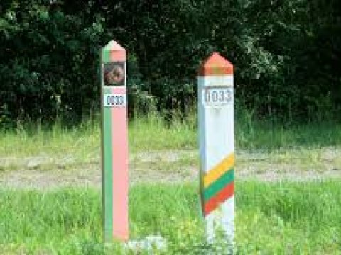 Latviya Belarusla sərhədindən narahatdır - Miqrantların sayı artır