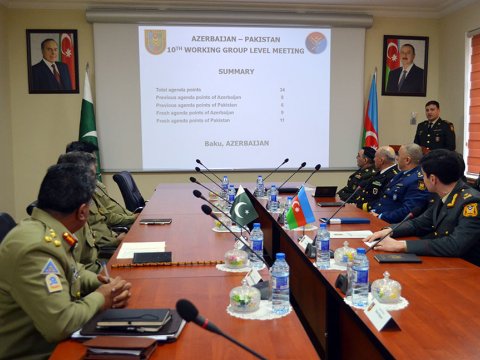 Azərbaycanla Pakistan arasında hərbi əməkdaşlıq müzakirəsi