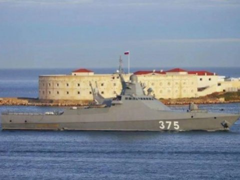 Krımda Rusiyanın hərbi kateri batıb