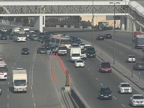 Bakıda qəza sıxlığa səbəb oldu