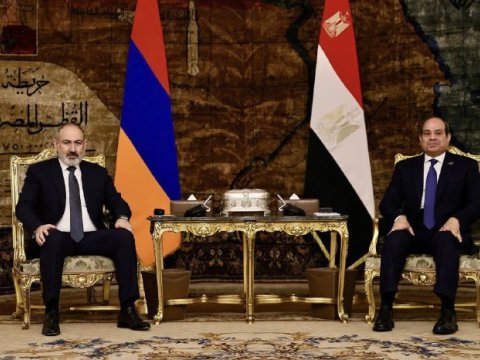 Paşinyan Sisi ilə nələrdən DANIŞDI?