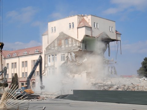 Hökumət Xankəndidəki xunta binaları ilə bağlı göstəriş verdi - FOTO