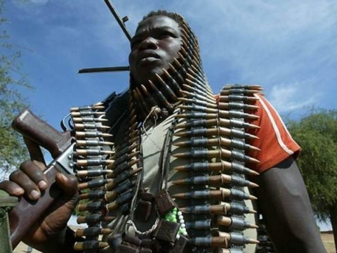 Silahlılar 100-dən çox qadını qaçırdılar