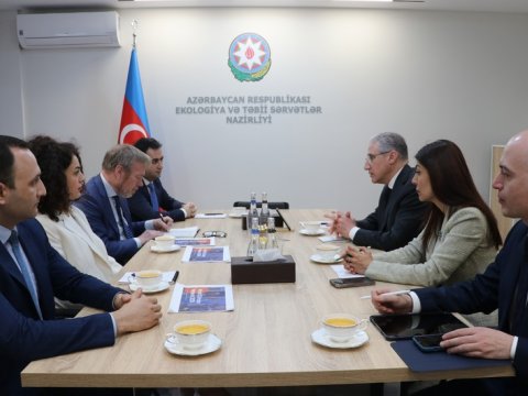 Muxtar Babayev Dünya İqlim Fondunun Prezidenti ilə görüşdü
