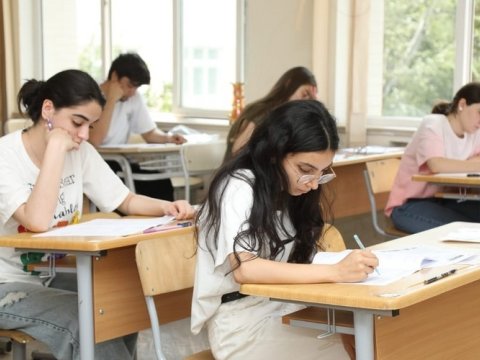 Bazar günü 53 mindən çox şagird imtahan verəcək