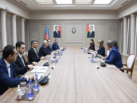 Baş nazir Dünya Bankının vitse-prezidenti ilə görüşdü