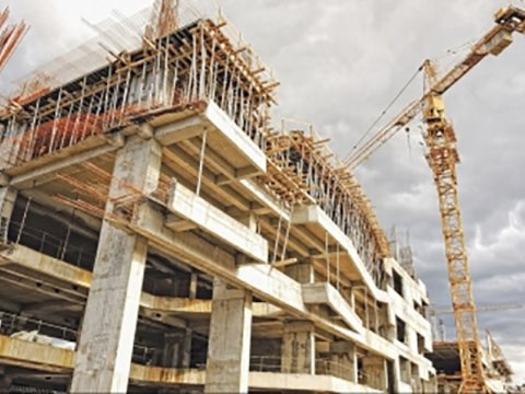 Bakıda yarımçıq qalan tikililərin aqibəti necə olacaq...