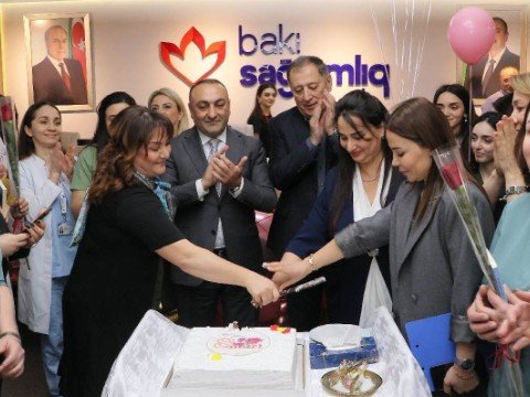 Bakı Sağlamlıq Mərkəzində 8 Martla bağlı tədbir - FOTOLAR