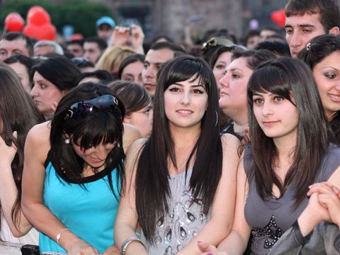 Dünyada qadınları ən çox və ən az olan ÖLKƏLƏR