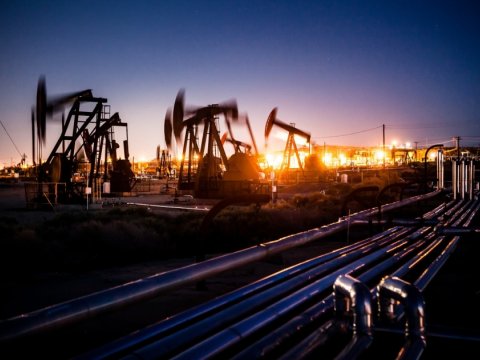 “Brent” nefti 82 dollara düşdü 