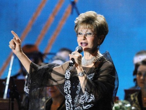 Tanınmış teleaparıcı vəfat etdi 