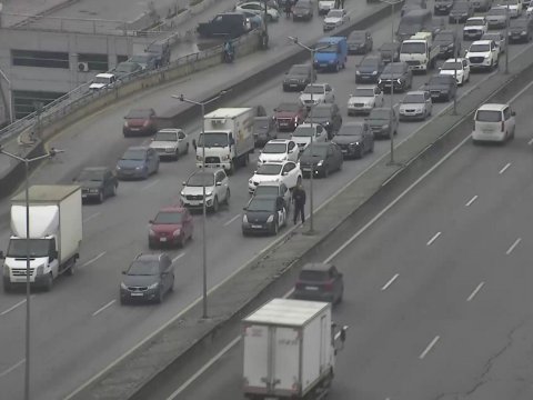 Beynəlxalq Avtovağzalın qarşısında QƏZA