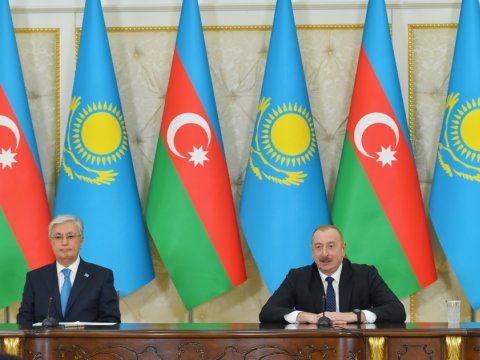 İlham Əliyev və Tokayev bəyanatla çıxış ediblər