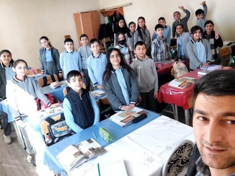 Ucqar bölgənin gənc müəllimi: “Harda yazılıb ki, müəllimlik qadın peşəsidir?” - MÜSAHİBƏ