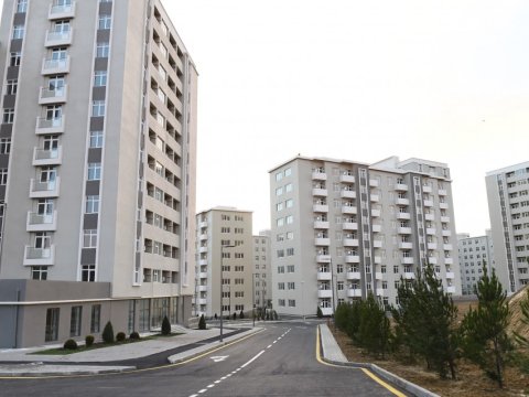 Güzəştli mənzil vədi ilə dələduzluq edən şəxsin məhkəməsi başlayır