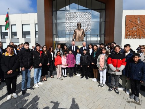 Prezidentlər Füzulidə Uşaq Yaradıcılıq Mərkəzinin AÇILIŞINDA