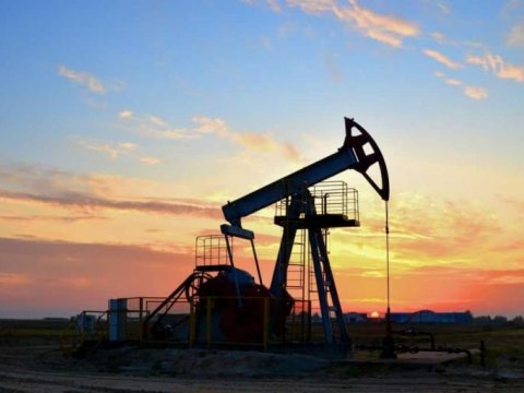 Azərbaycan neftinin qiyməti 85 dollara DÜŞÜB