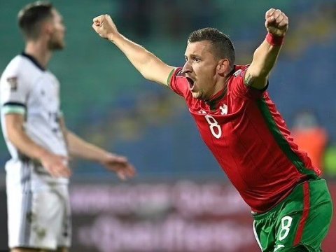 Bolqarıstan millisi Bakıya itki ilə gəlir