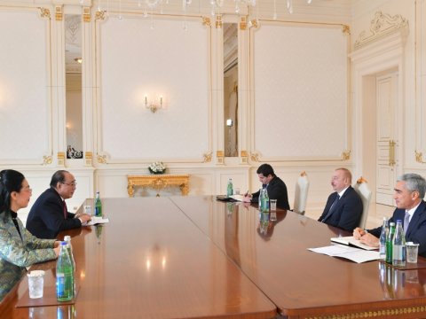 Prezident Çinin Avropa məsələləri üzrə xüsusi nümayəndəsini qəbul edib