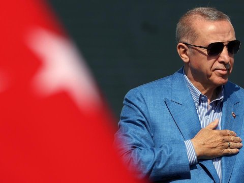 Ərdoğanın korteji qəzaya uğrayıb: 1 polis ölüb, 3 nəfər yaralanıb