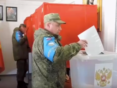 Qarabağdakı rus sülhməramlılar səs verdilər - VİDEO