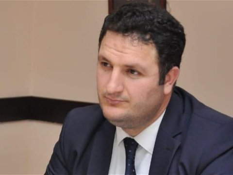 Türkoloq alim Elçin İbrahimovun kitabı Özbəkistanda çap olundu