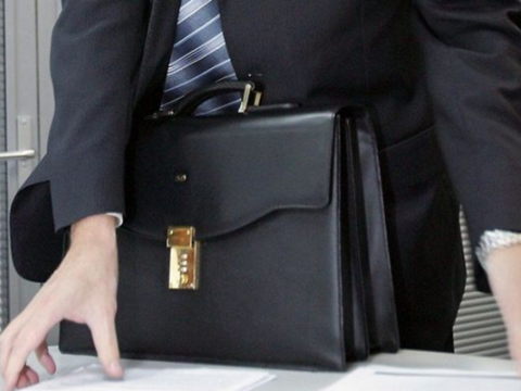 Bağça müdiri ilə məktəb direktoru işdən çıxarıldı